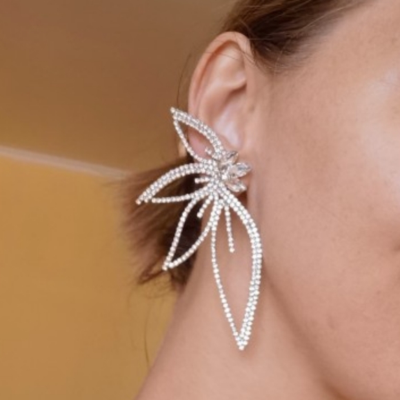 Sparkling Rhinestone Flower Drop Earrings Butterfly - Picture 4 of 4